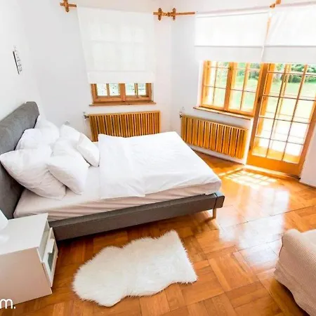 Dom W Milowce - Balia Caloroczna, Jacuzzi Holiday home